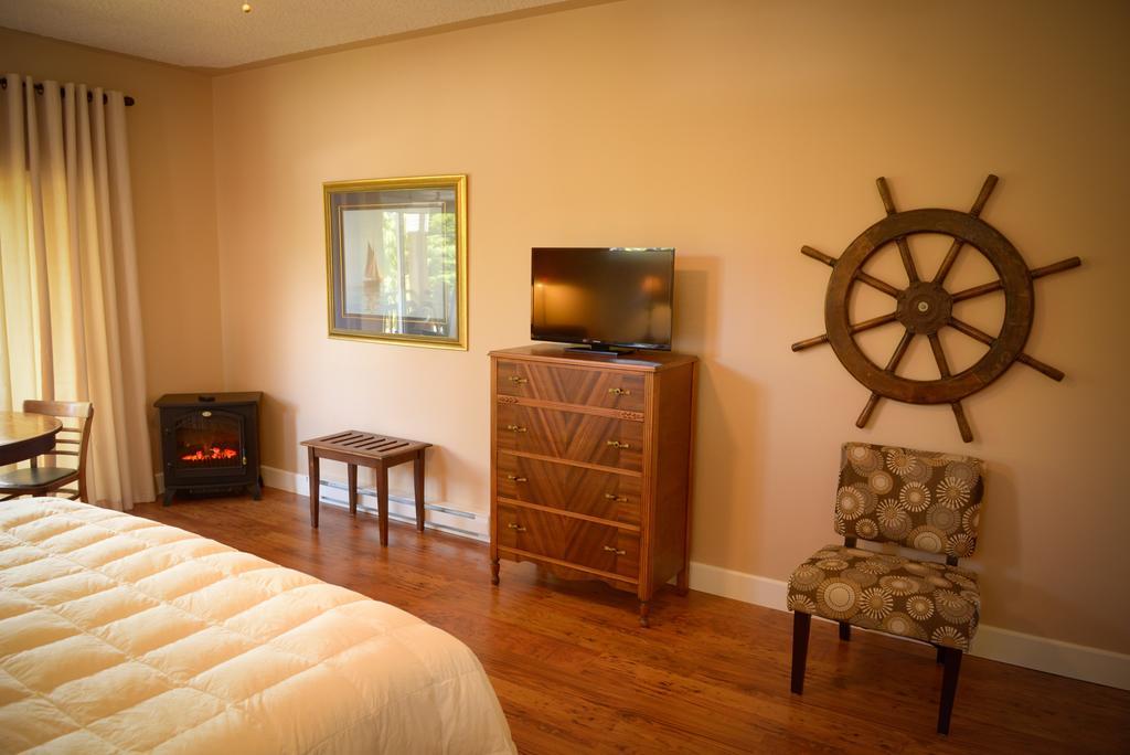 Ocean Mist Guesthouse Ucluelet Εξωτερικό φωτογραφία